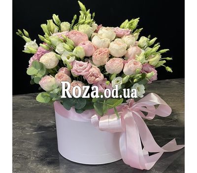 Luxury bouquet in a box 1