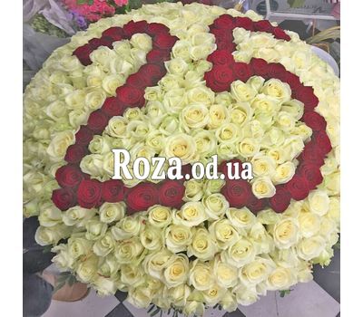 301 роза в корзине