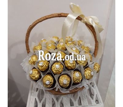 Корзинка с Ferrero Rocher 2