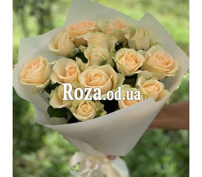 Кремовые розы 10