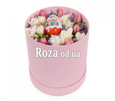Box with tulips